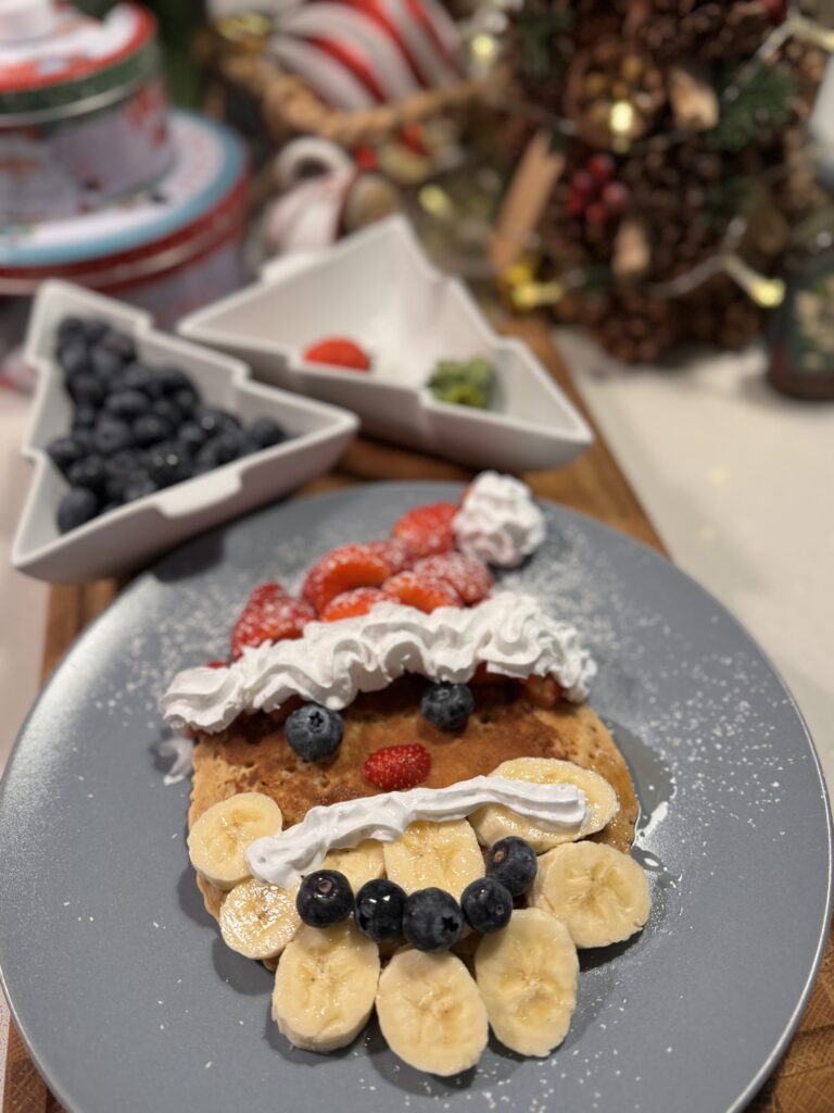 🎅 Easy Santa pancakes 🎅